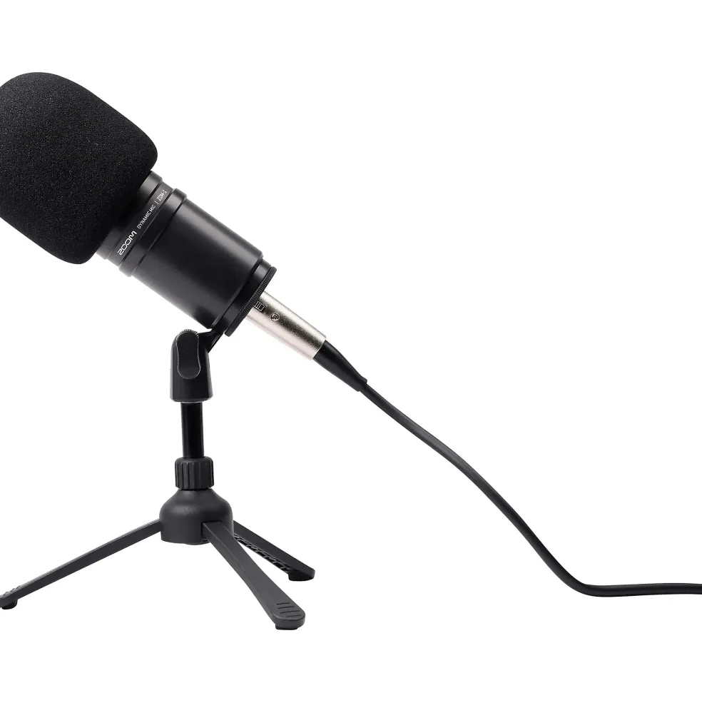 Zoom ZDM-1 Podcast Accessory Bundle